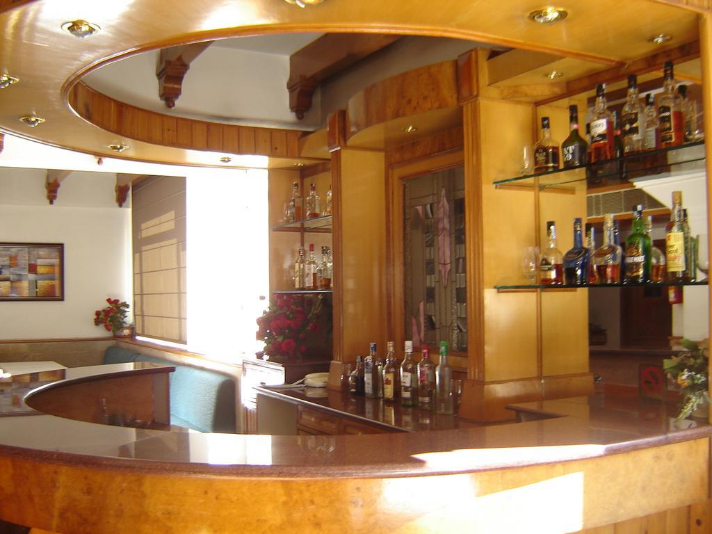 Hotel Baljees Regency Shimla Exterior foto